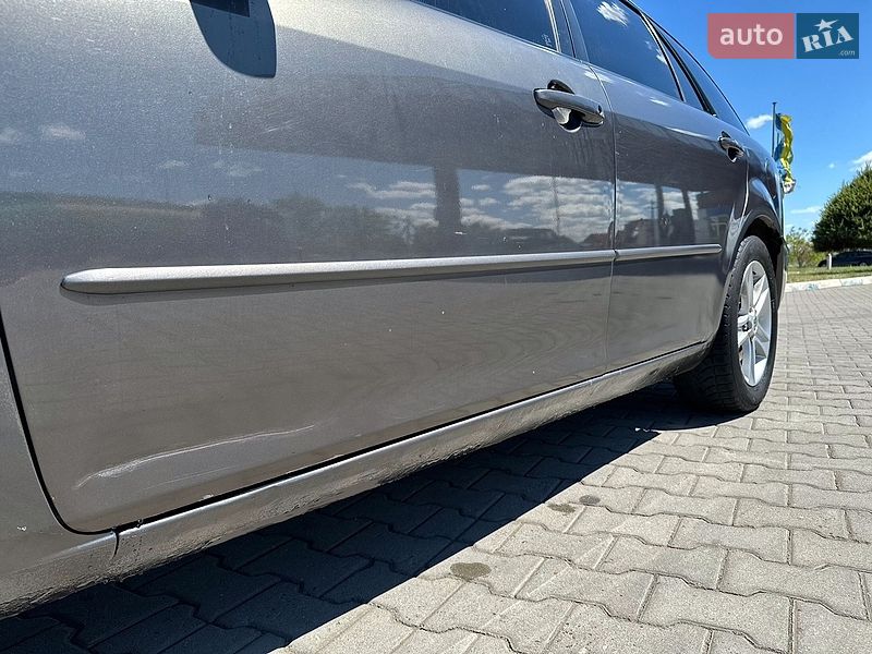 Универсал Mazda 6 2006 в Жовкве