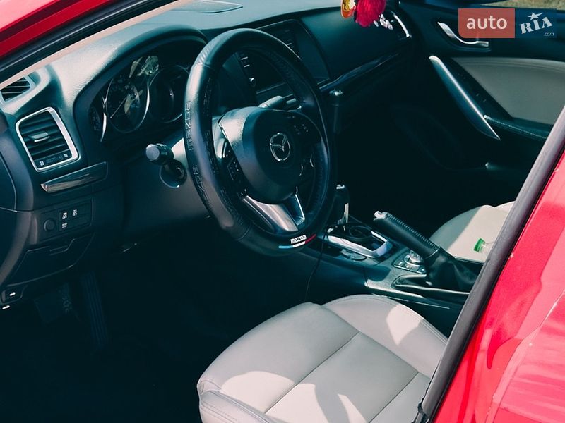 Седан Mazda 6 2014 в Запоріжжі