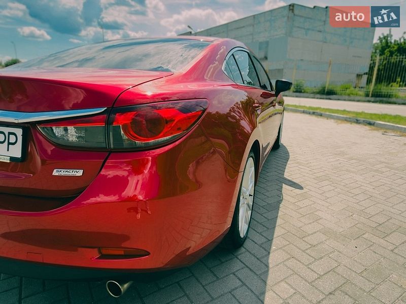 Седан Mazda 6 2014 в Запоріжжі