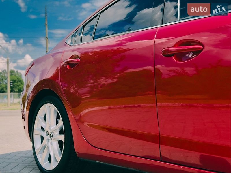 Седан Mazda 6 2014 в Запоріжжі