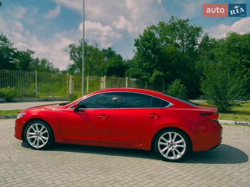 Седан Mazda 6 2014 в Запоріжжі