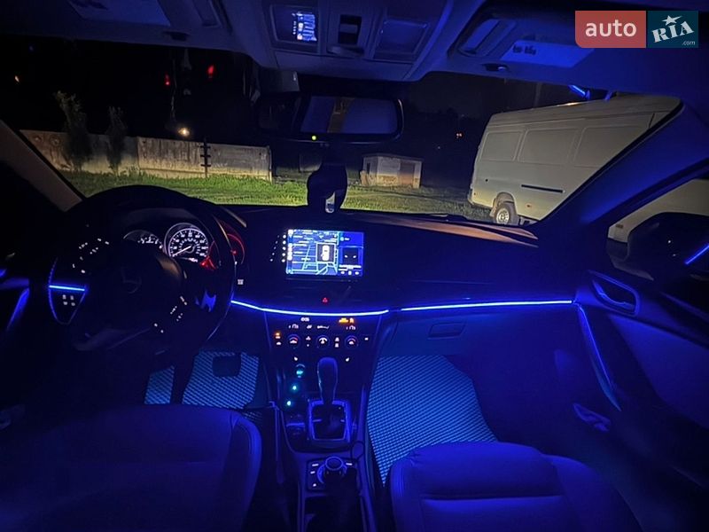 Седан Mazda 6 2013 в Кривом Роге