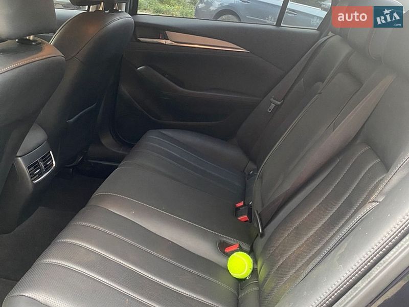 Седан Mazda 6 2020 в Киеве