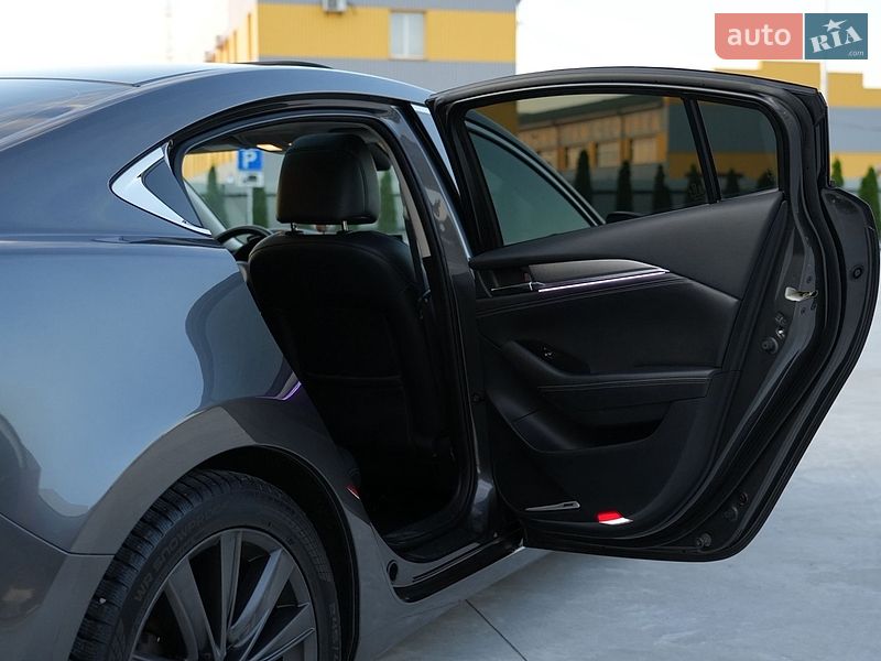 Седан Mazda 6 2018 в Звягеле