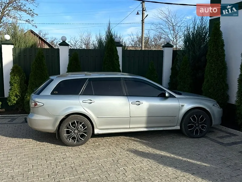 Mazda 6
