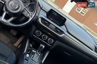 Седан Mazda 6 2016 в Житомирі