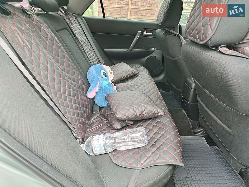 Седан Mazda 6 2006 в Мерефа