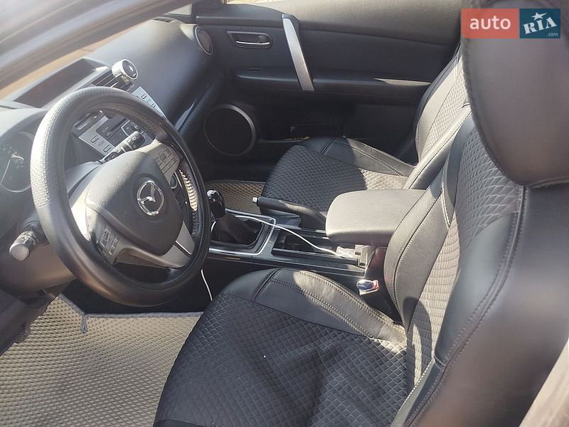 Лифтбек Mazda 6 2008 в Каменец-Подольском