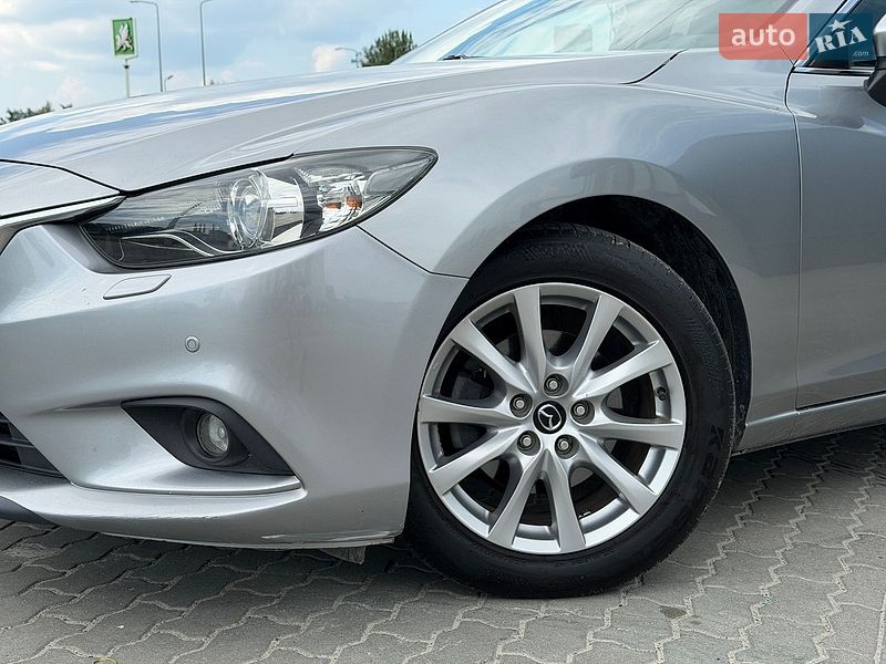 Седан Mazda 6 2012 в Львові