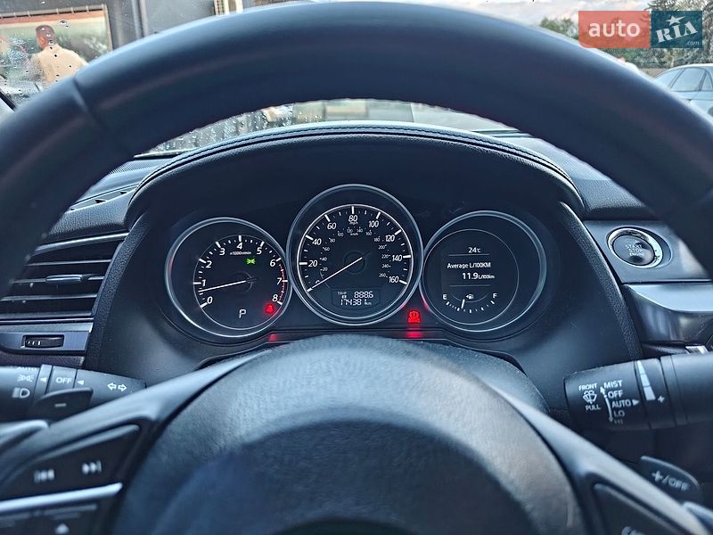 Седан Mazda 6 2016 в Черновцах