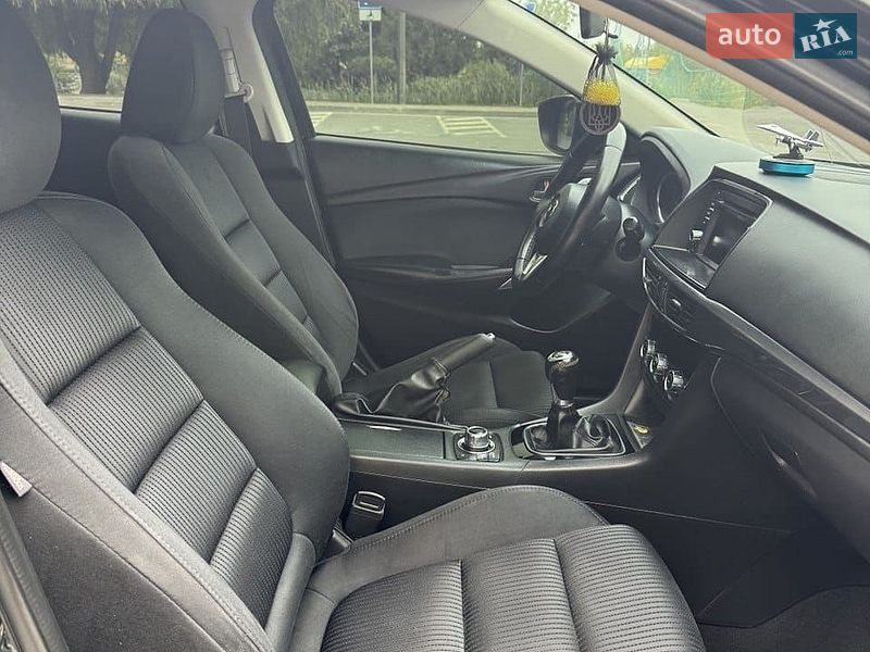 Універсал Mazda 6 2014 в Рівному
