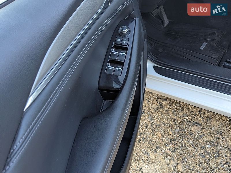 Седан Mazda 6 2019 в Киеве