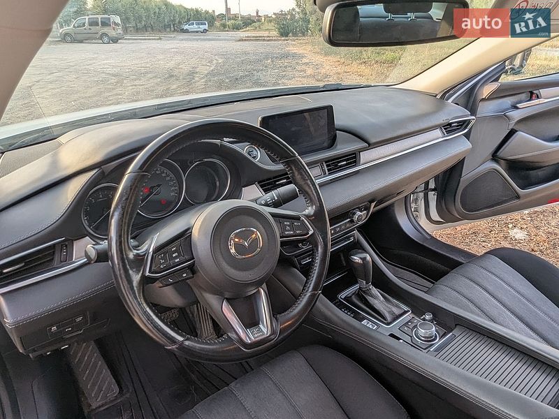 Седан Mazda 6 2019 в Киеве