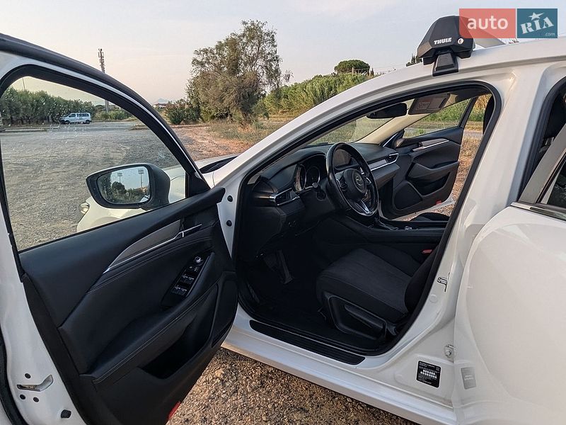 Седан Mazda 6 2019 в Киеве