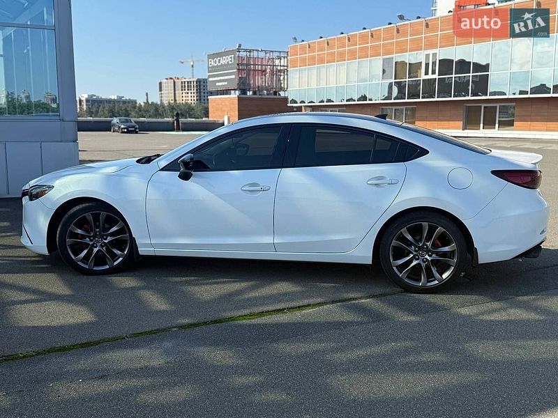Седан Mazda 6 2015 в Софіївській Борщагівці