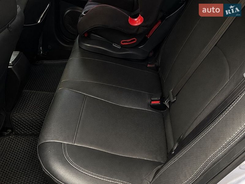 Седан Mazda 6 2008 в Киеве