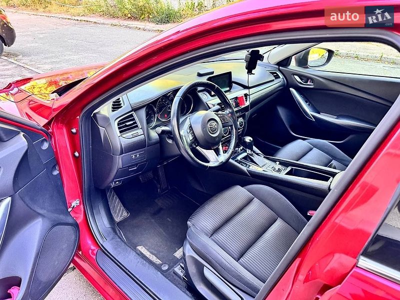 Седан Mazda 6 2015 в Киеве