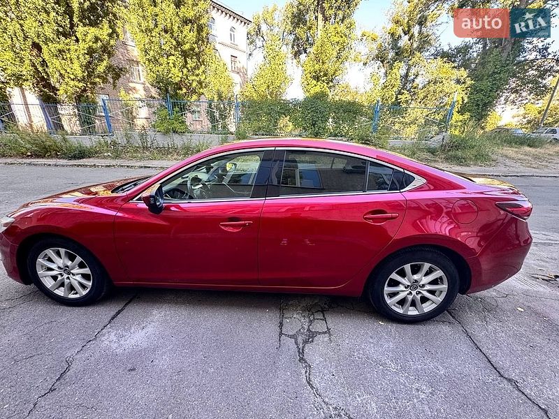 Седан Mazda 6 2015 в Киеве