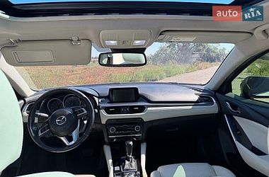 Седан Mazda 6 2016 в Болграді