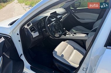 Седан Mazda 6 2016 в Болграді