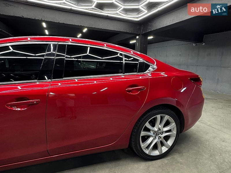 Седан Mazda 6 2017 в Черновцах