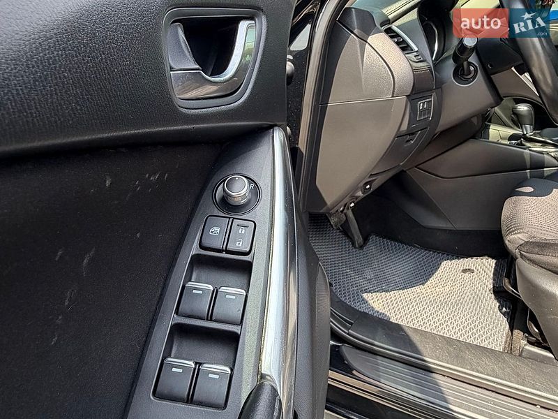 Седан Mazda 6 2015 в Білій Церкві