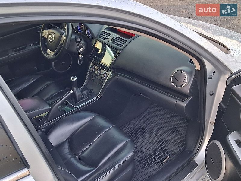 Седан Mazda 6 2008 в Мирополе