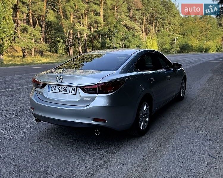 Седан Mazda 6 2016 в Чигирине