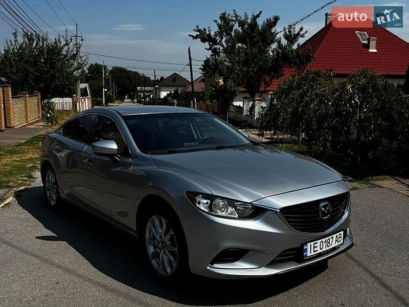 Седан Mazda 6 2016 в Чернівцях