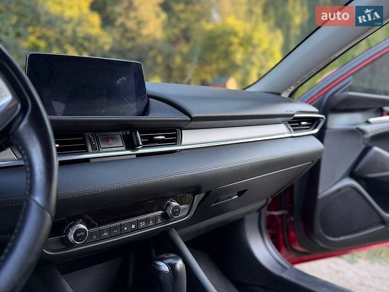 Седан Mazda 6 2019 в Киеве
