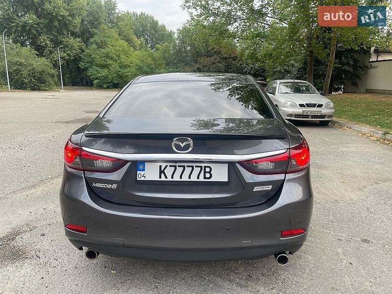 Седан Mazda 6 2013 в Днепре