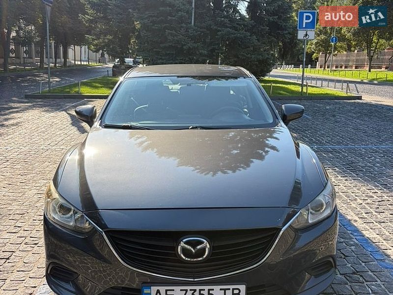 Седан Mazda 6 2016 в Днепре