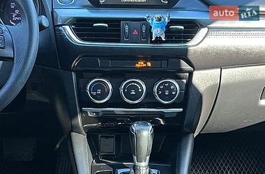 Седан Mazda 6 2015 в Львове