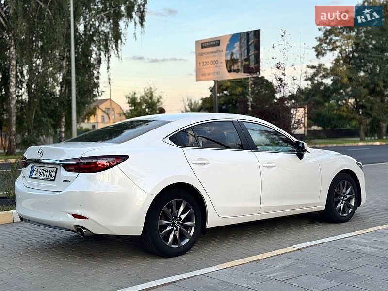 Седан Mazda 6 2018 в Киеве