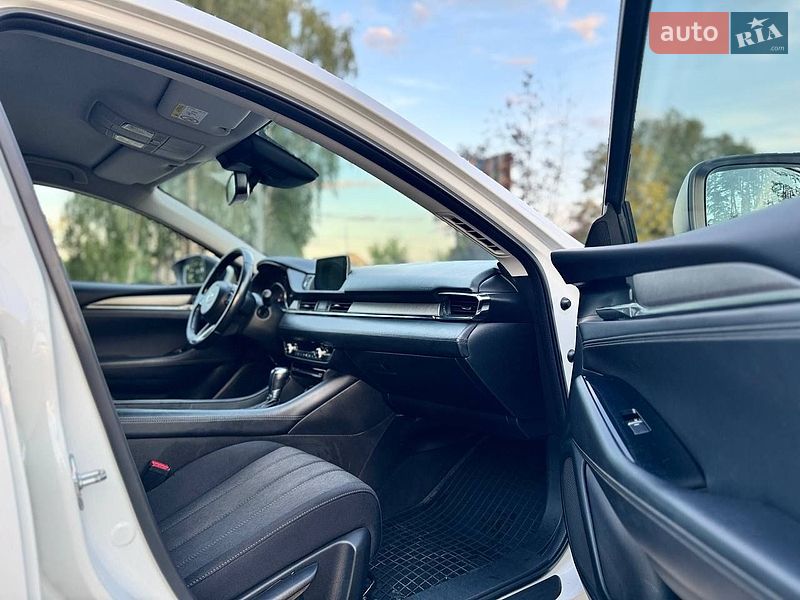 Седан Mazda 6 2018 в Киеве