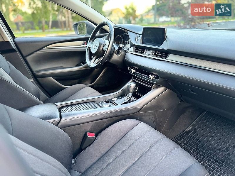 Седан Mazda 6 2018 в Киеве