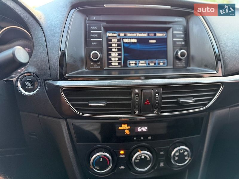 Седан Mazda 6 2014 в Киеве