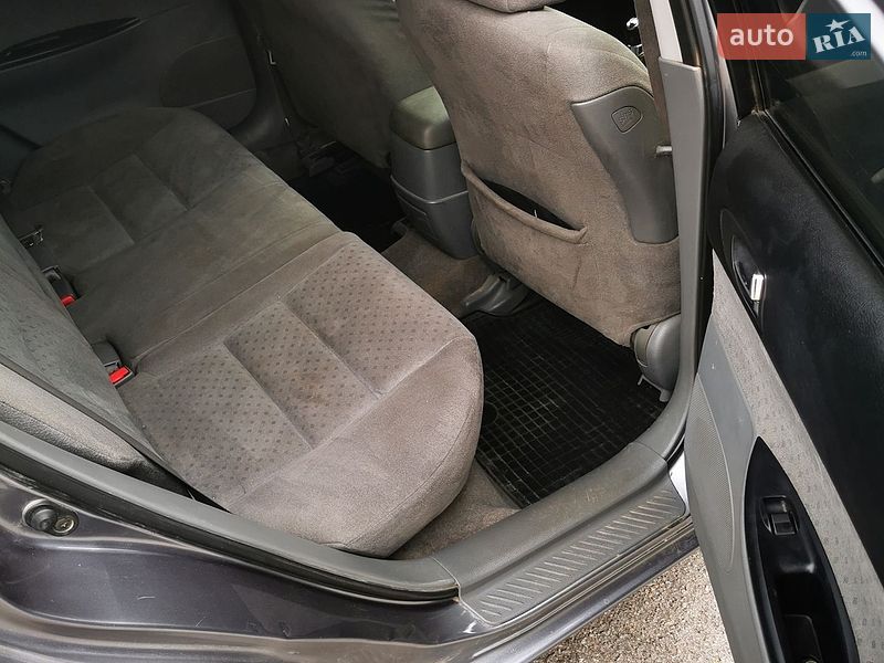 Седан Mazda 6 2002 в Хмельнике