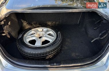 Седан Mazda 6 2003 в Умані