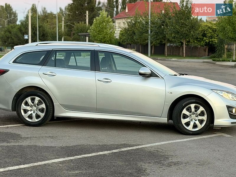 Универсал Mazda 6 2010 в Запорожье
