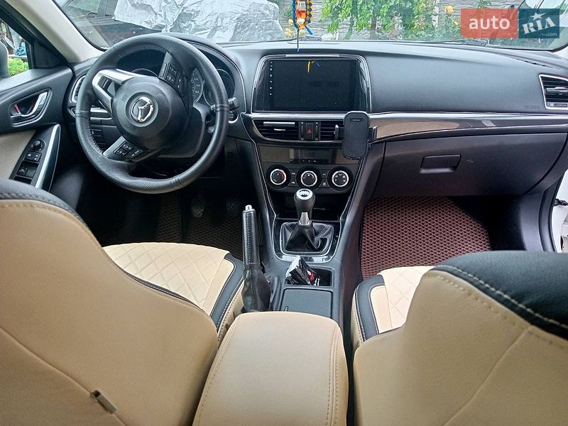 Седан Mazda 6 2012 в Прилуках