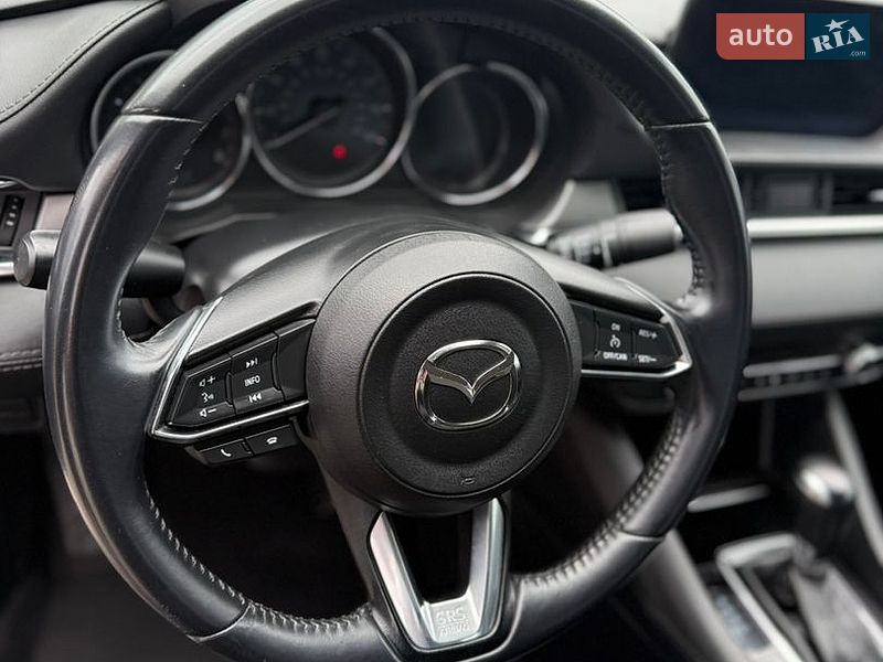 Седан Mazda 6 2018 в Львові