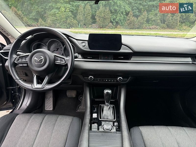 Седан Mazda 6 2018 в Львові