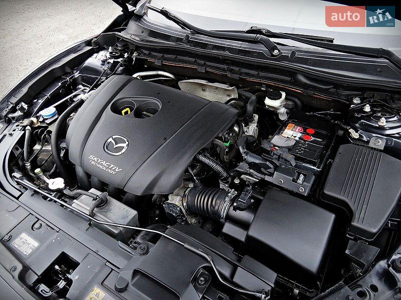 Седан Mazda 6 2015 в Черкассах