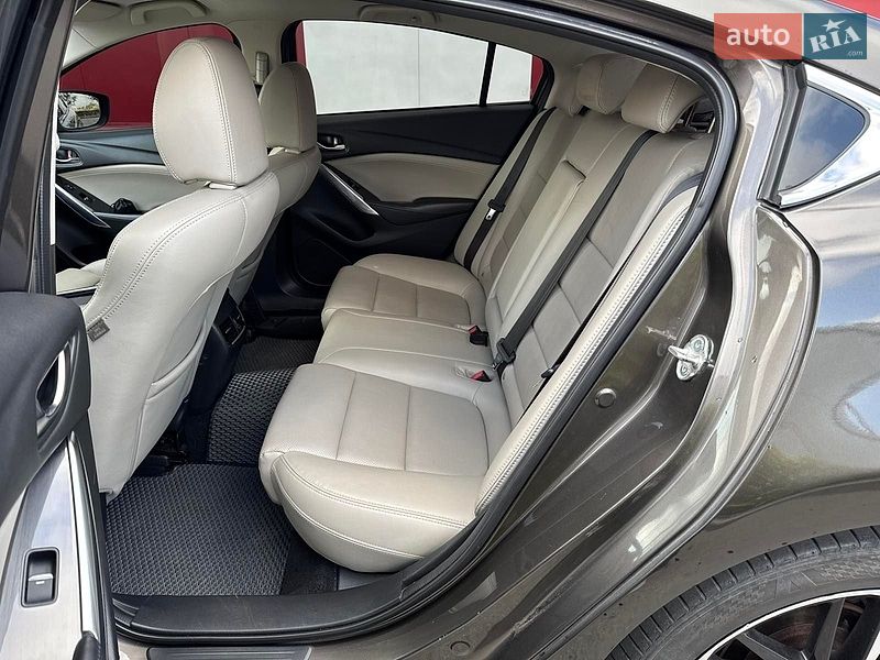 Седан Mazda 6 2016 в Дніпрі