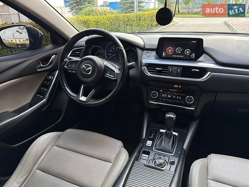 Седан Mazda 6 2016 в Дніпрі