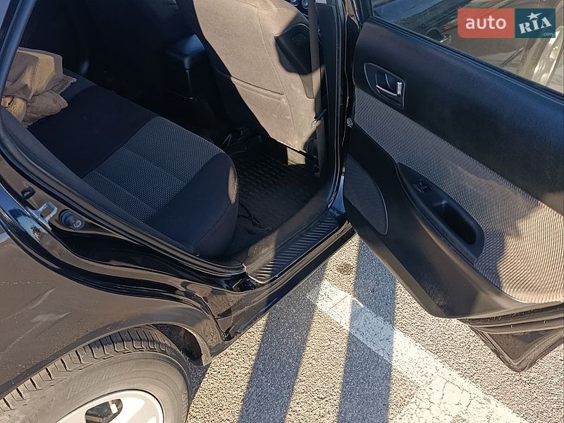Седан Mazda 6 2003 в Киеве