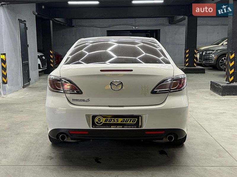 Седан Mazda 6 2010 в Черновцах