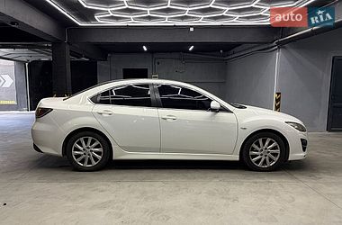 Седан Mazda 6 2010 в Черновцах