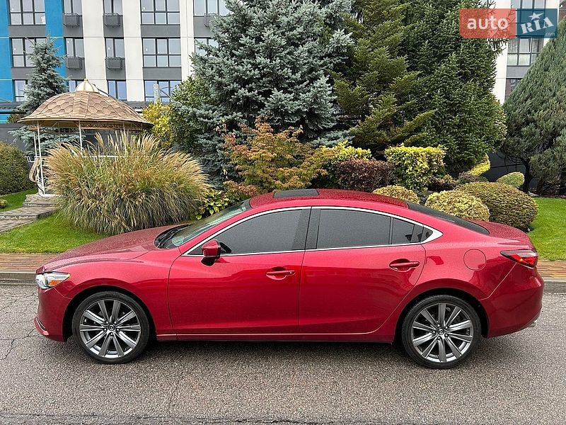 Седан Mazda 6 2018 в Днепре